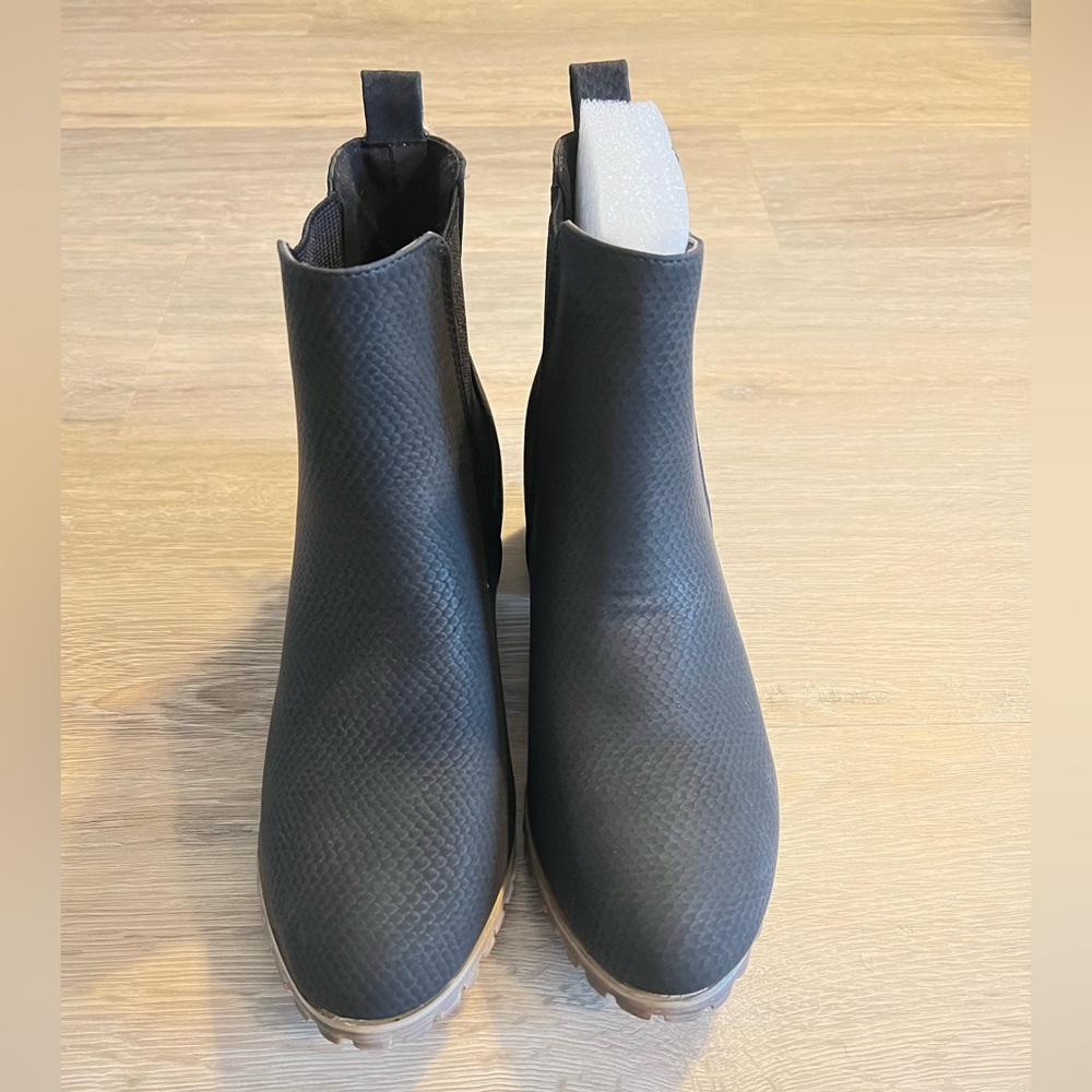 Black Ankle Boots